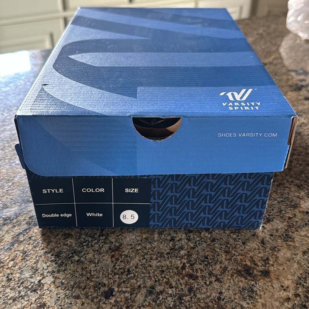 Varsity White Women's Cheer Shoes - Picture 4 of 4